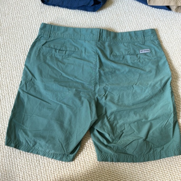BUNDLE Men’s Washed Out Columbia Shorts - Picture 4 of 8